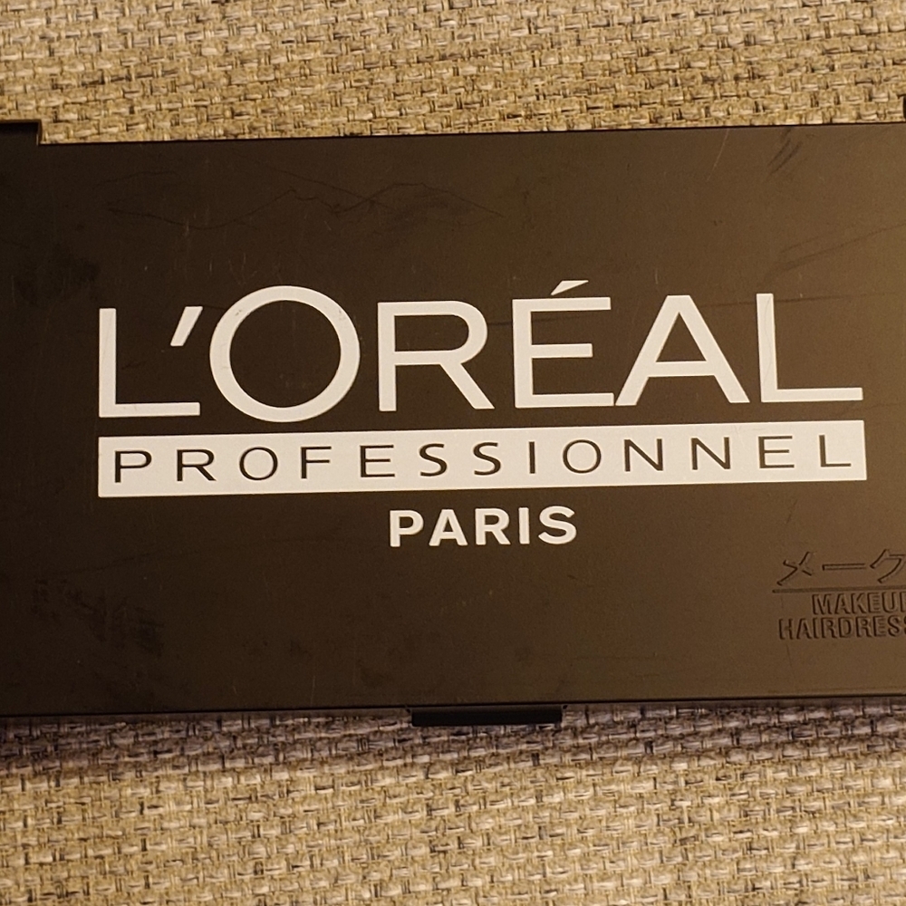 L'Oréal Professionnel Paris Makeup Hairdresser Box Case